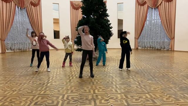 Театр песни и танца «Зёрнышко»