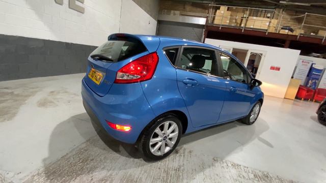 FORD FIESTA 1.2 ZETEC 5d 81 BHP LOW MILEAGE, ALLOYS, IMMACULATE смотреть онлайн
