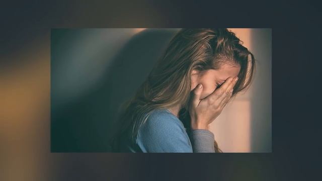 Она пела на улице, чтобы прокормить своего сына, пока её не услышали из роскошного автомобиля... смотреть онлайн