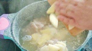Картофельный супчик с индейкой, рисом