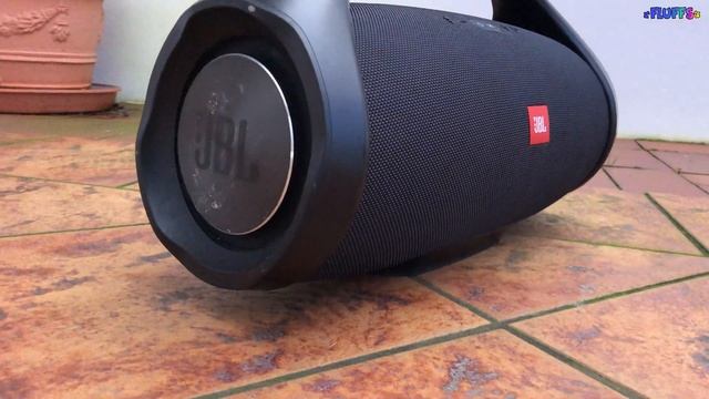 JBL BOOMBOX BASS TEST !!! LOW FREQUENCY MODE | 100% VOLUME | + PUSHED RADIATOR !!! | PERFECT FOCUS!