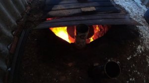 Производство древесного угля в земляной печи. Charcoal production in an earth kiln