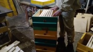 Многокорпусной улей , уникальная система пчеловождения. 俄罗斯独特的养蜂系统