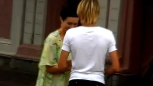 Дарите женщинам цветы, мужчины.  Денис Стальнов.