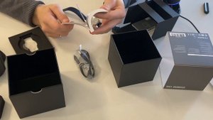 Распаковка и обзор часов Garmin Vivomove Luxe с итальянским темно-синим ремешком