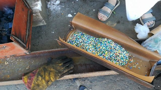 скейт из пластиковых крышечек смотреть онлайн