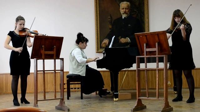 А. Хачатурян. Танец розовых девушек из балета "Гаянэ" смотреть онлайн