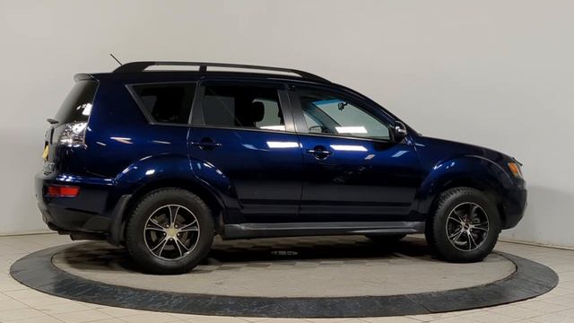 Mitsubishi Outlander смотреть онлайн