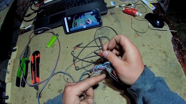 Простой и надежный кукан своими руками из подручных материалов и инструмента. Как сделать кукан. смотреть онлайн