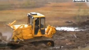 БУЛЬДОЗЕР Жёстко застрял ✅ БУЛЬДОЗЕРЫ в грязи, снегу На Бездорожье Тракторы по болоту