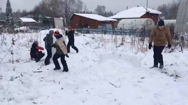 Видео наоборот. Снежные истории смотреть онлайн