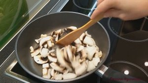 Паштет из фасоли с обжаренными грибами и луком/ Быстрая намазка из фасоли/ Бутерброды с паштетом.