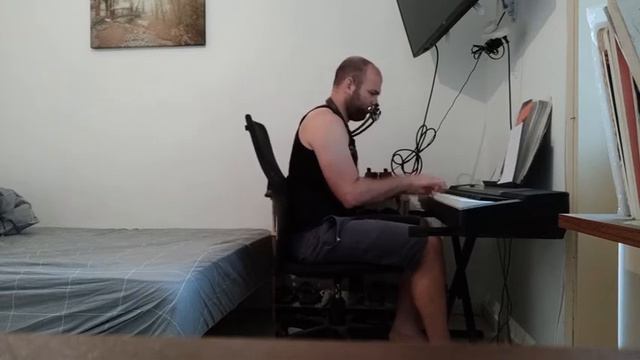 תאטרון רוסי - פסנתר ומפוחית (קאבר אביתר בנאי) смотреть онлайн