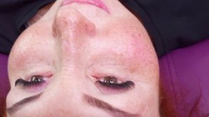 объёмное наращивание ресниц Голливуд.