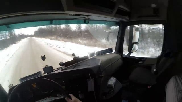 Какие брать цепи и как готовится к рейсу на Якутию! #якутия #снегопад #дальнобой смотреть онлайн