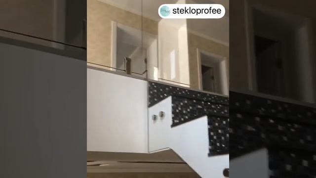 Перила из стекла. Лестничные ограждения из стекла