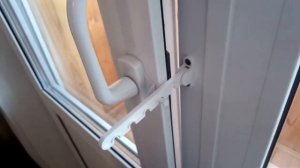 Установил ограничитель оконный для ПВХ