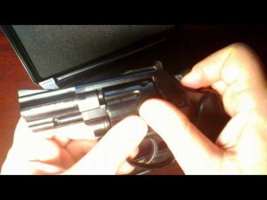 Обзор шумового револьвера Таурус-СО