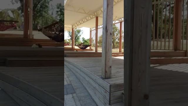 парк Учкуевка. Севастополь. смотреть онлайн