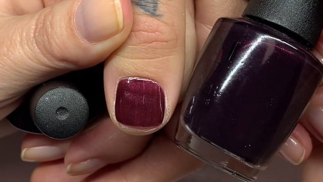 Swatching the entire CND SHELLAC collection [VIDEO #12] MAROONS/DARK REDS смотреть онлайн