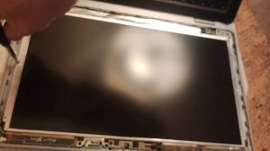 Dell Latitude E6320: How to replace the LCD screen
