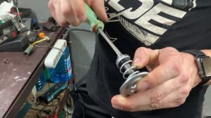 Ремонт замков капота на BMW e39