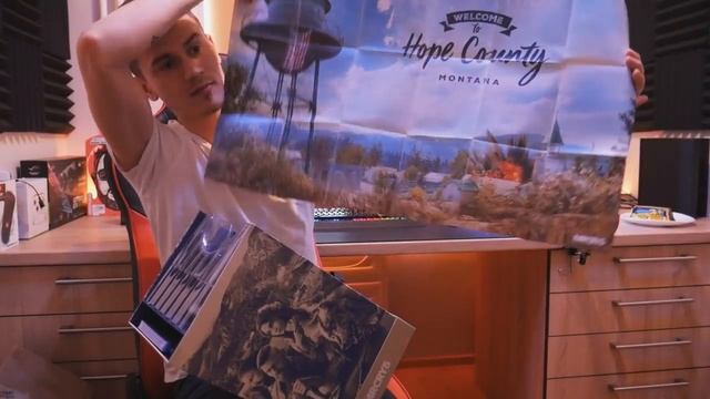 ЧТО В ЭТОЙ КОРОБКЕ !? | ПОСЫЛКА с ТОГО СВЕТА 2.0 смотреть онлайн