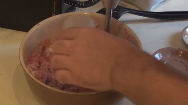 Сардельки свиные.
