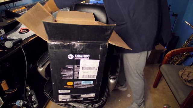 Unboxing RCF Ayra Pro 8 Monitores De Estudio смотреть онлайн