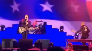 Fall Out Boy - Fourth Of July live