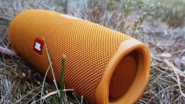 Басс тест колонки JBL CHARGE 4!? смотреть онлайн