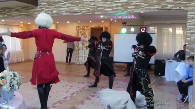 Заказать кавказские танцы на праздник, юбилей и корпоратив - дагестанская лезгинка на свадьбу Москва