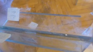 Полка-дерево из стекла своими руками