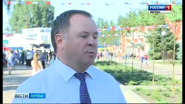 К 90-летию района в Добринке открыли фонтан смотреть онлайн