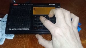 Как настроить в радиоприёмнике TECSUN PL 600 Ёмкость аккумулятора