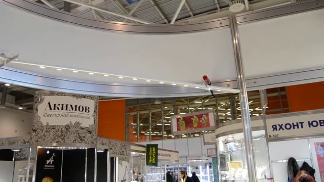 Надвитринное и витринное освещение на выставке Junwex смотреть онлайн