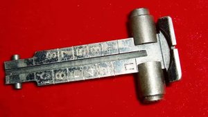 Зачем на прицельной планке АК 74 начертана буква П?