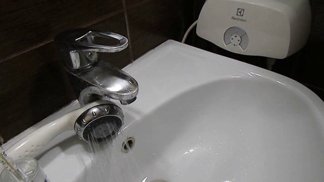 проточный водонагреватель Electrolux SMARTFIX 2.0 S