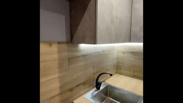 До и ПОСЛЕ. Бюджетный Ремонт Убитой Квартиры в Хрущёвке в Москве 2021! смотреть онлайн