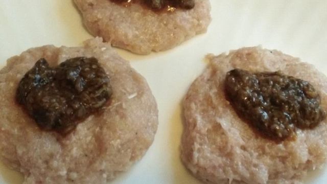 Куриные зразы с грибной икрой