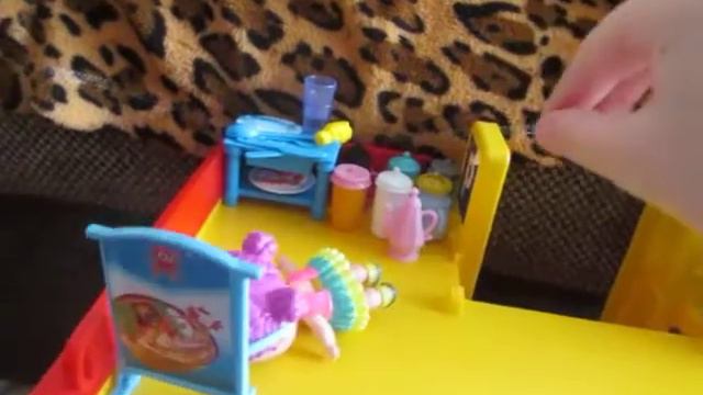 Новенькие в доме оригинальных кукол лол. Куда выгнали Беби долл? 2 часть! смотреть онлайн