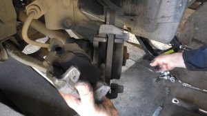 Замена передних колодок на Renault Logan 2
