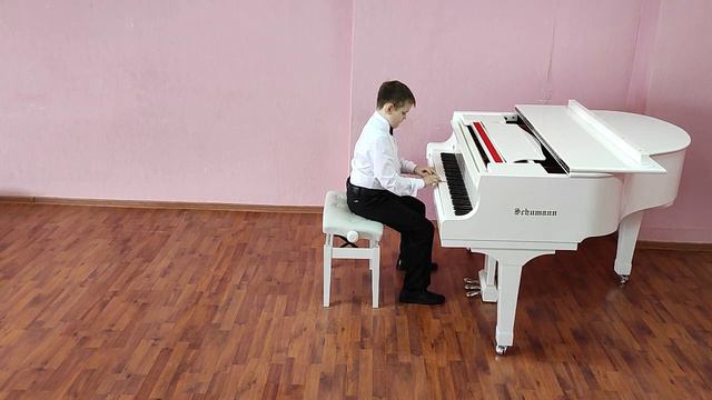 Берлин. Марширующие поросята V1