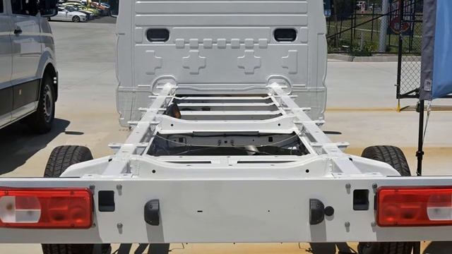 Crafter 35 TDI410 LWB SCC 3.55t 8Spd AT MY19 смотреть онлайн