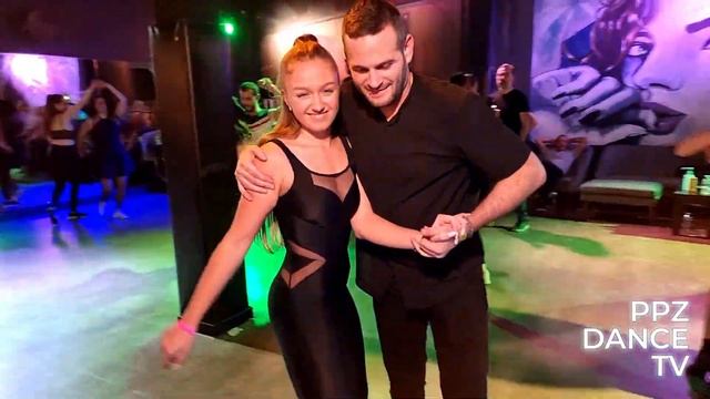 Dimitri & Jade | SoMo - Ride | Bachata Social Paris смотреть онлайн