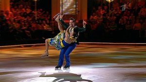 Маргарита Дробязко и Станислав Ярушин. Выступление. Фрагмент выпуска от 15.11.2014