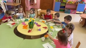 Занятие по ИЗО в младшей группе на тему: «Одуванчик»