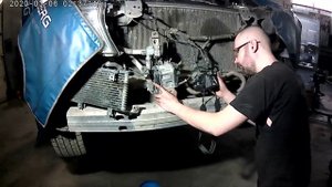 TLC 200 1VD-FTV Ремонт ДВС (Стук привода ГРМ) День первый (Разборка) ч.1