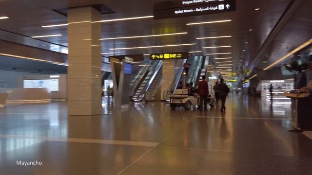 Exploring Hamad International Airport, Doha, September 2019 in 4K смотреть онлайн