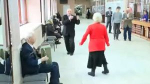 Юбилейные медали начали вручать в Красноперекопском районе Ярославля